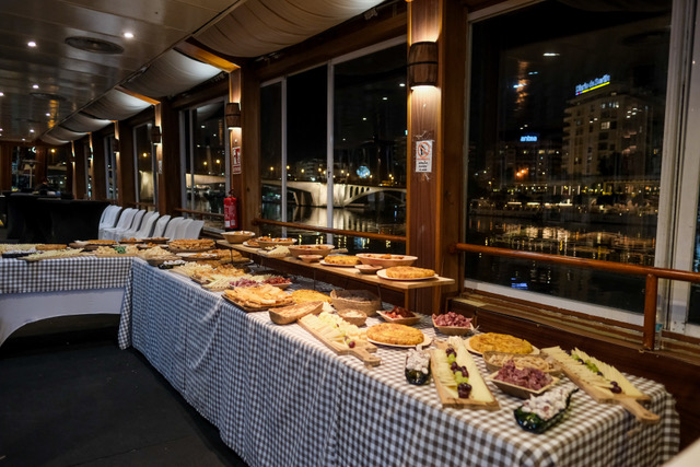 buffet de akinza en WTP 2025
