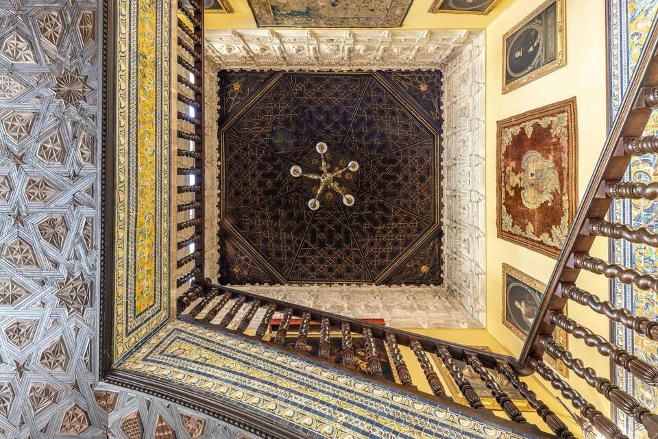 foto de la escalera del palacio de la condesa de lebrija