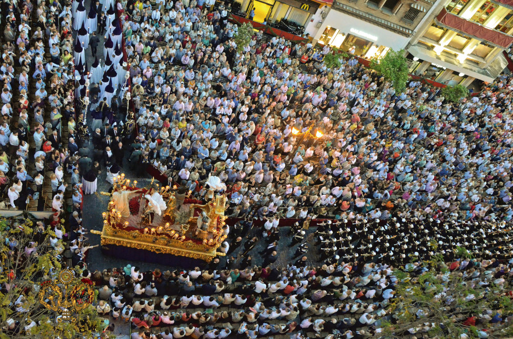 banda de musica de semana santa de san benito en la campana