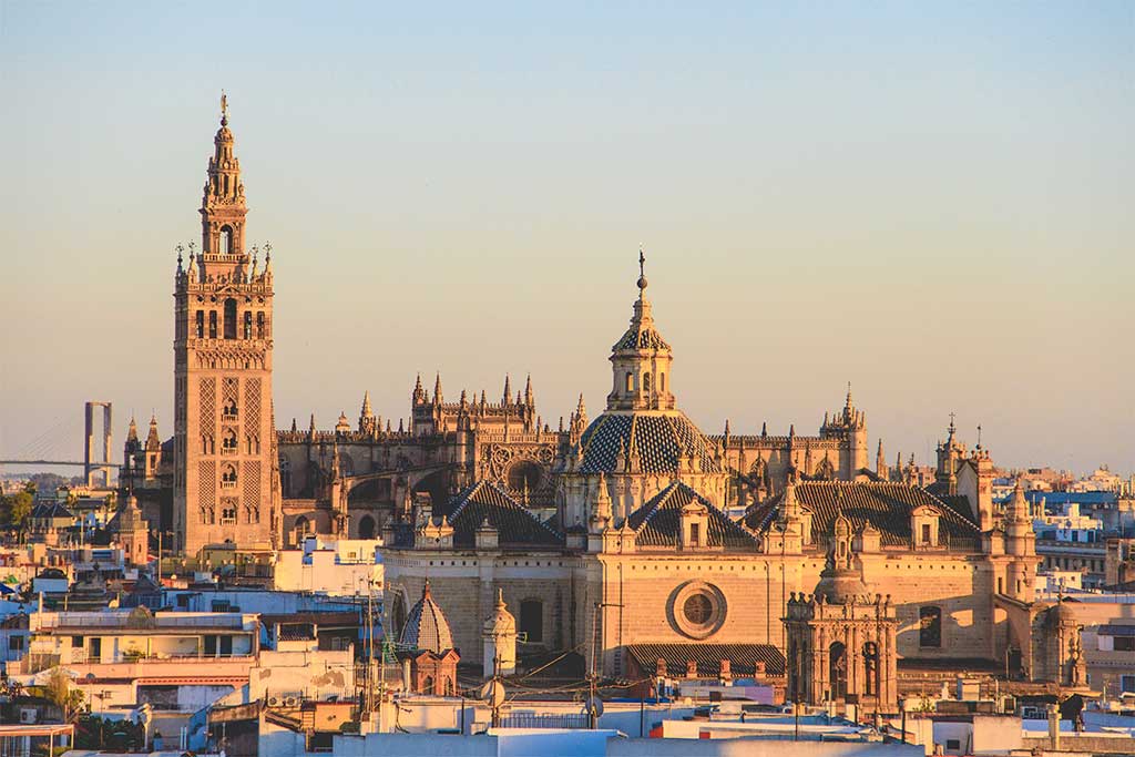 giralda y catedral de sevilla