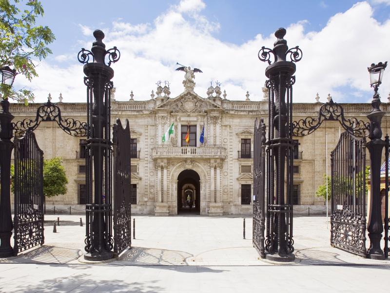 real fabrica de tabacos de sevilla