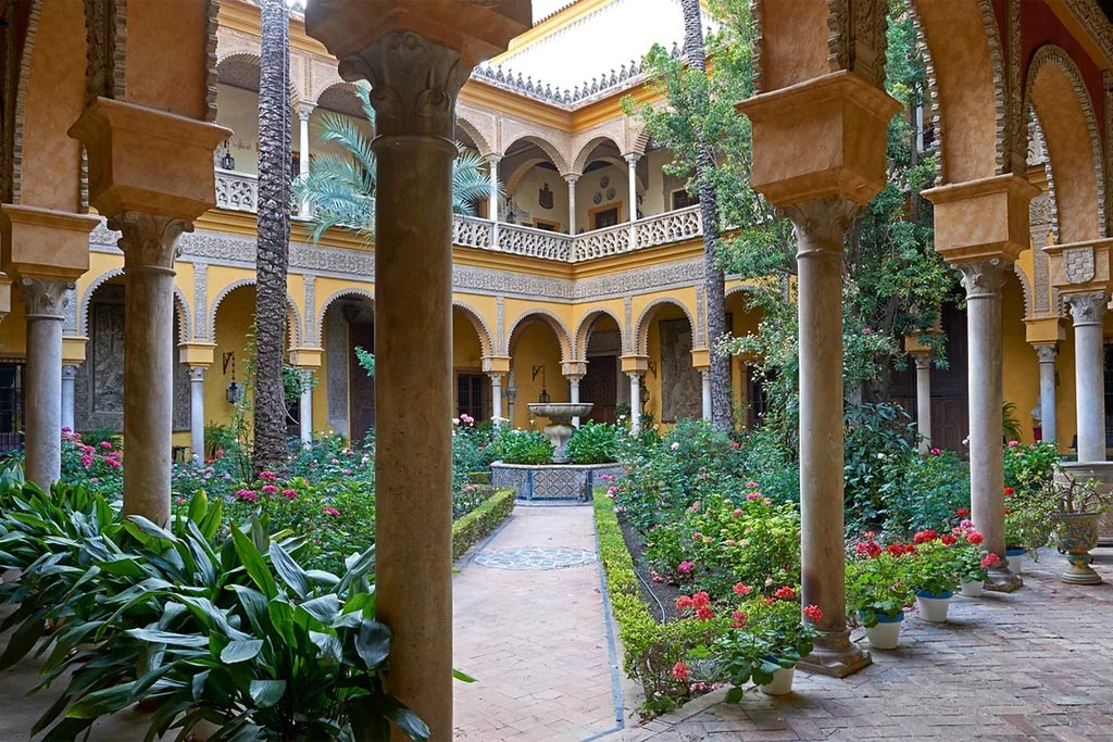 palacio de dueñas en Sevilla